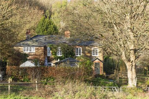 3 bedroom property with land to rent, Downhouse Farm, Bridport, DT6