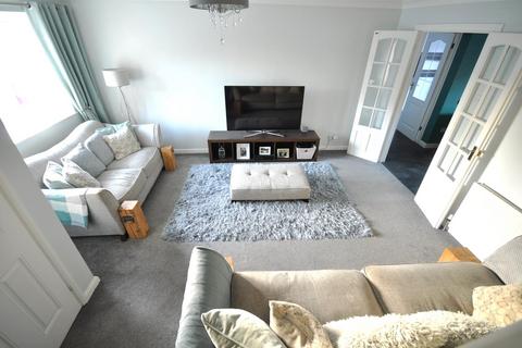 3 bedroom semi-detached house for sale, St. Georges Close, Thorne, Doncaster