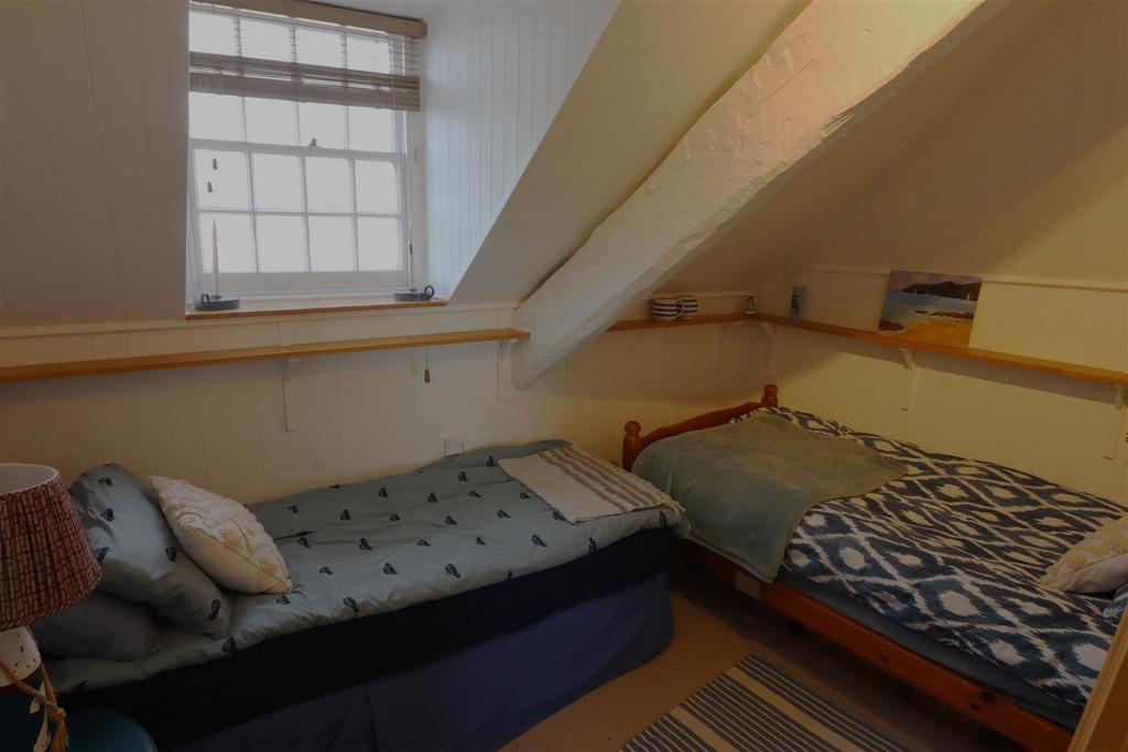 Bedroom 3.JPG