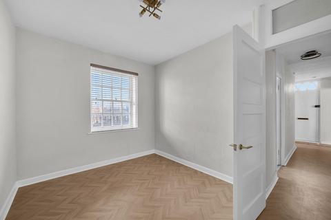 undefined, Albion Avenue, London