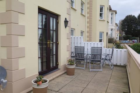 1 bedroom flat to rent, La Pouquelaye, St. Helier, JE2