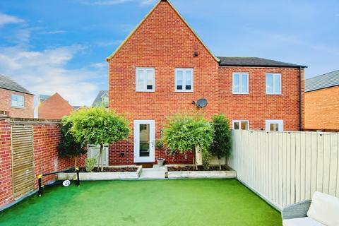 3 bedroom semi-detached house for sale, Linacre Crescent, Syston, LE7