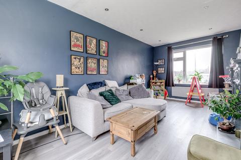 3 bedroom end of terrace house for sale, Blenheim Road, Wigan WN5