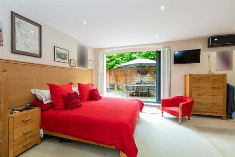 undefined, New Street, Henley-On-Thames RG9
