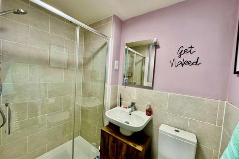 3 bedroom semi-detached house for sale, Anning Crescent, East Leake, LE12