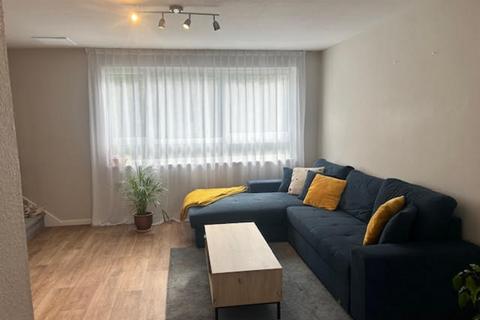 2 bedroom maisonette to rent, Pixton Way, Croydon, CR0