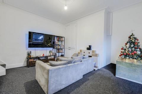 undefined, Salisbury Road, Leeds, West Yorkshire, LS12