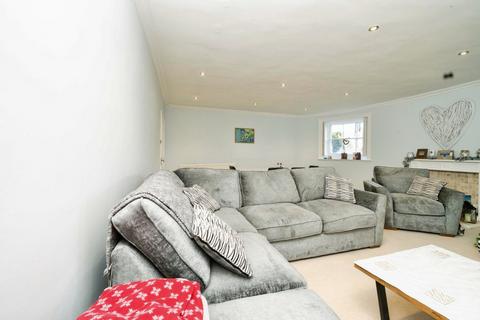 undefined, Exeter EX6