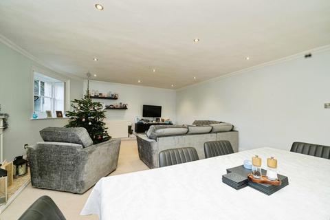 undefined, Exeter EX6
