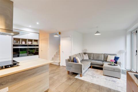 4 bedroom detached house for sale, Damstead Park Avenue, Alfreton DE55