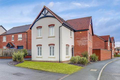 4 bedroom detached house for sale, Damstead Park Avenue, Alfreton DE55