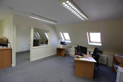 Office to rent, Monks Way London NW11 0AF