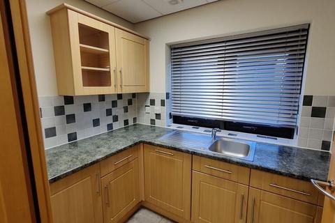 Office to rent, 8-10 Queensbridge Northampton NN4 7BF
