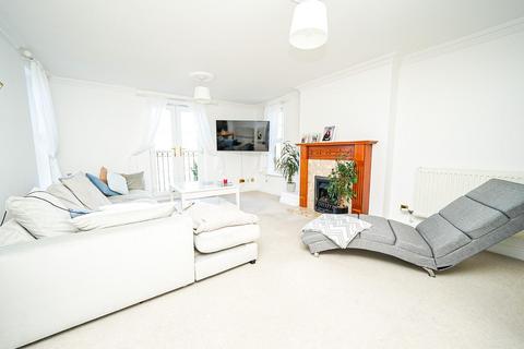 3 bedroom duplex for sale, Monellan Crescent, Milton Keynes