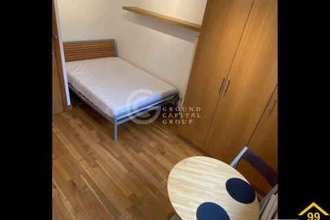 3 bedroom flat for sale, Evans House, Vauxhall, London, SW8