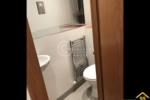 3 bedroom flat for sale, Evans House, Vauxhall, London, SW8