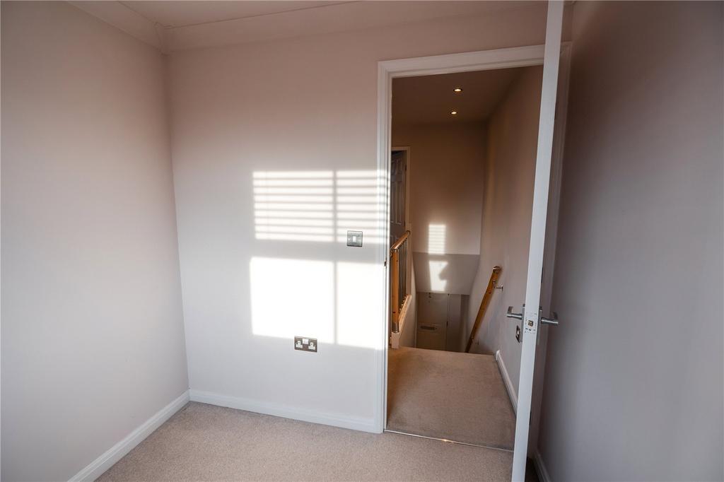 Bedroom 3 (3)