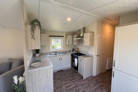 2 bedroom static caravan for sale, Allerthorpe East Riding of Yorkshire