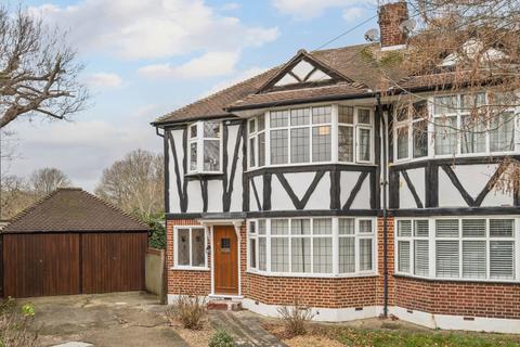 2 bedroom maisonette for sale, Perth Close, Raynes Park SW20