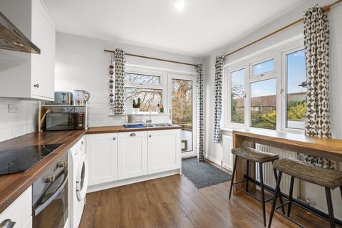 2 bedroom maisonette for sale, Perth Close, Raynes Park SW20