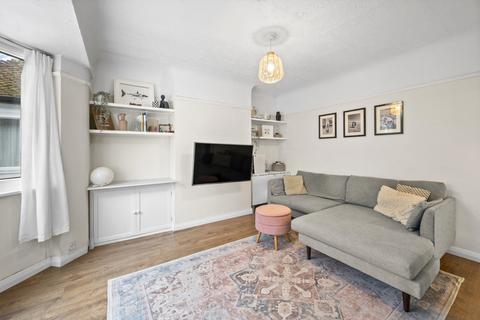 2 bedroom maisonette for sale, Perth Close, Raynes Park SW20