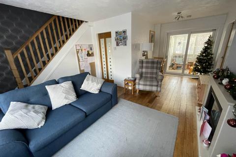 2 bedroom semi-detached house for sale, 73 Partridge Way, Chadderton