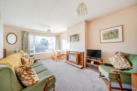 2 bedroom maisonette for sale, Faversham Road, London, SE6 4XE