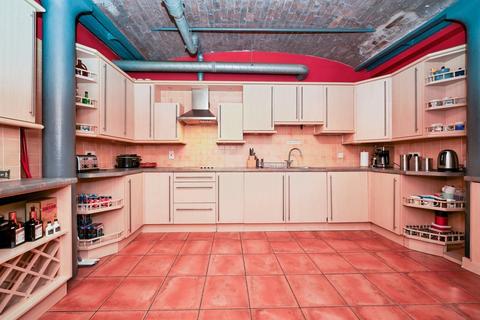 2 bedroom apartment for sale, The Colonnades, Liverpool L3