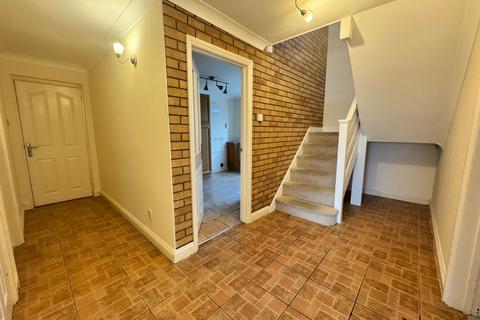 4 bedroom detached house to rent, The Street, Holywell Row, Suffolk, IP28 8LS