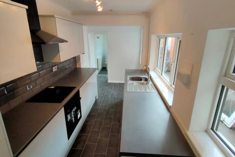 undefined, Rhosddu Road, Wrecsam LL11