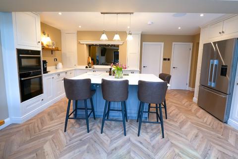 4 bedroom detached house for sale, Hemmings Mill, Barford, Warwickshire