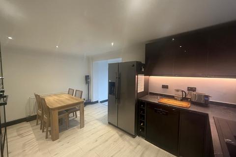 undefined, Woodlea Road, Yeadon, Leeds, West Yorkshire, LS19