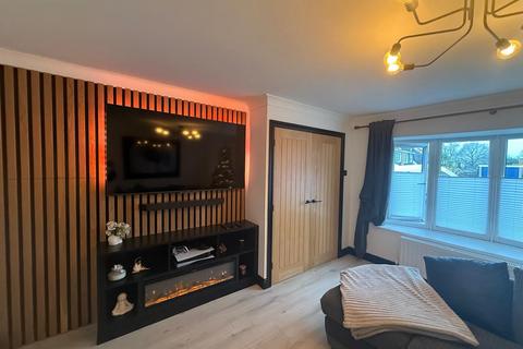 undefined, Woodlea Road, Yeadon, Leeds, West Yorkshire, LS19