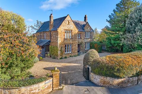 5 bedroom detached house for sale, Parsons Street, Woodford Halse, Daventry, Northamptonshire, NN11