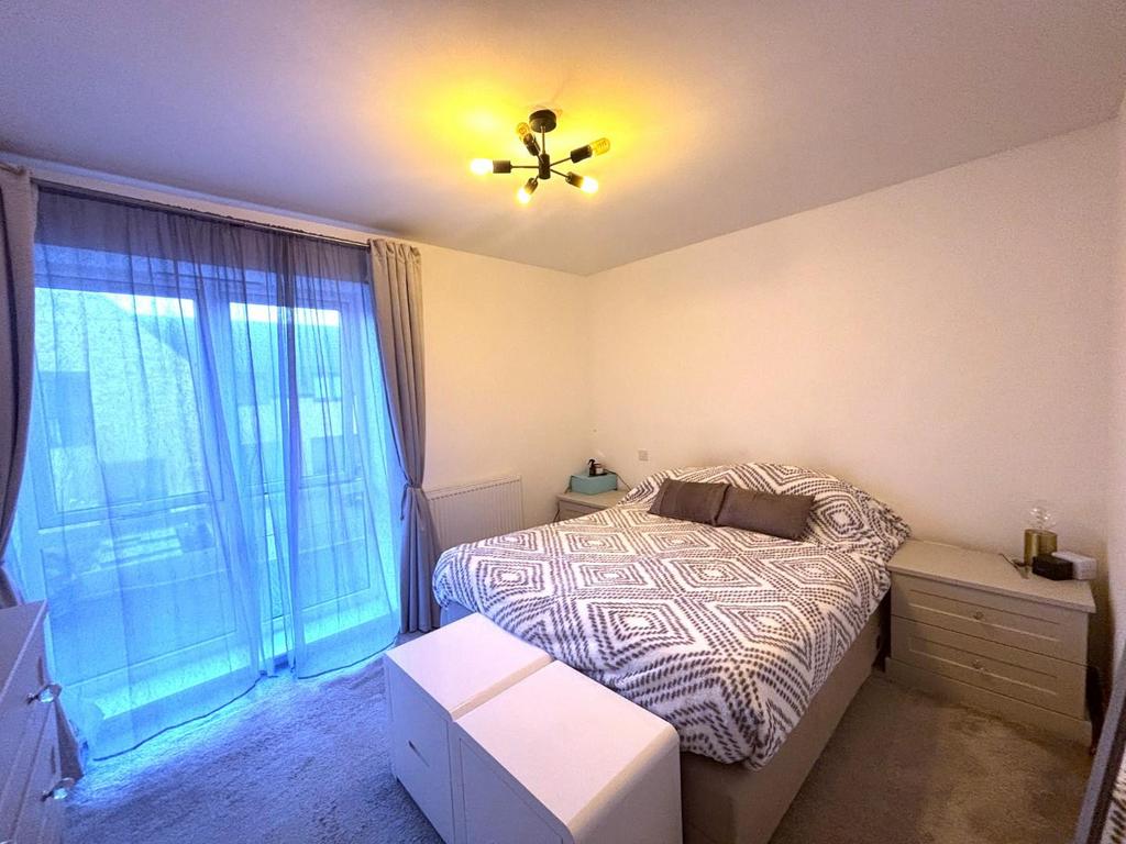 Bedroom 1.jpeg