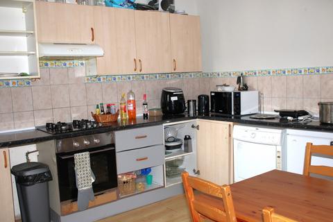 4 bedroom end of terrace house for sale, Shrewsbury Street, Old Trafford, Manchester. M16 7NY