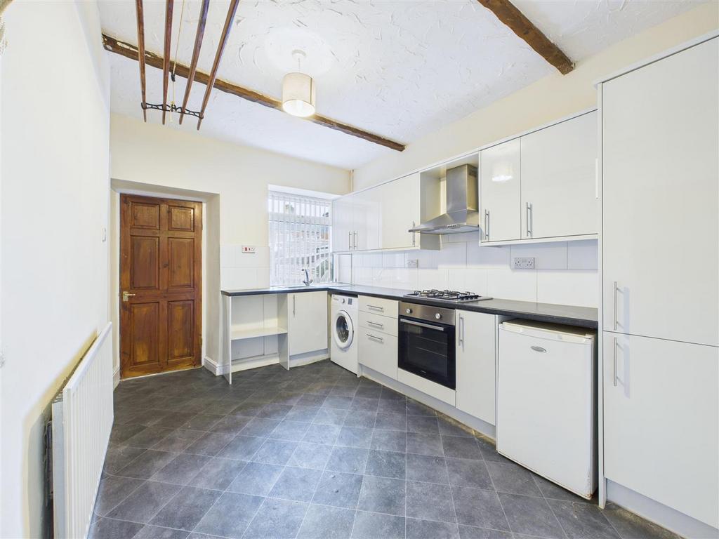 CAM05663 G0-PR0063-STILL005.jpg