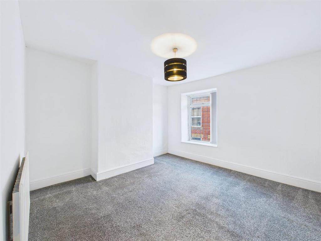 CAM05663 G0-PR0063-STILL001.jpg