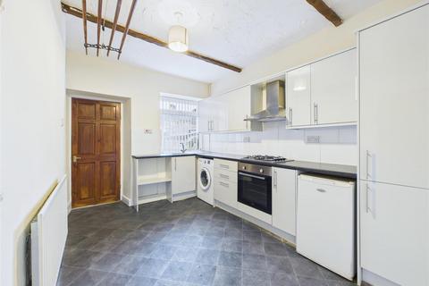 2 bedroom terraced house to rent, Victoria Street, Dronfield