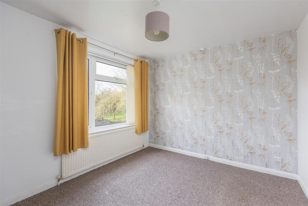 Station Road 38 Bedroom 1-1.jpg