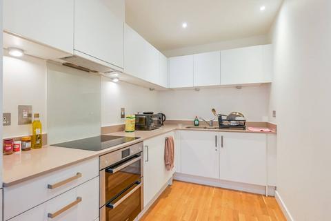 1 bedroom flat to rent, White Horse Lane, Stepney, London, E1