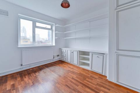 2 bedroom flat to rent, Sylvia Court, Islington, London, N1