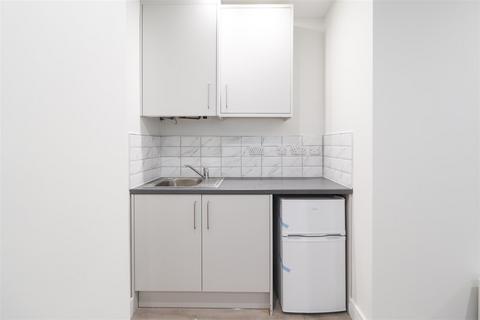 undefined, Wyken Avenue, Coventry CV2