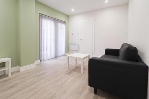 undefined, Wyken Avenue, Coventry CV2