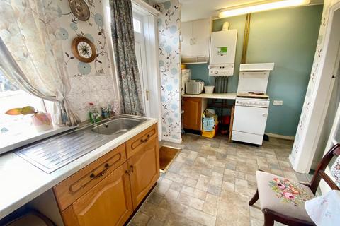 2 bedroom end of terrace house for sale, Scar Lane, Huddersfield