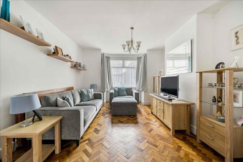 4 bedroom semi-detached house for sale, Helen Avenue, Feltham, Middlesex, TW14