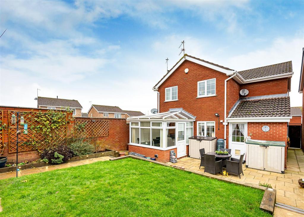 2 Stokesay Avenue-19.jpg