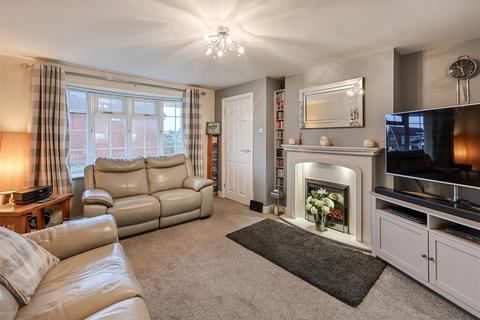 4 bedroom detached house for sale, 2 Stokesay Avenue, Perton, Wolverhampton, WV6 7RS