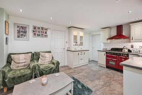 4 bedroom detached house for sale, 2 Stokesay Avenue, Perton, Wolverhampton, WV6 7RS