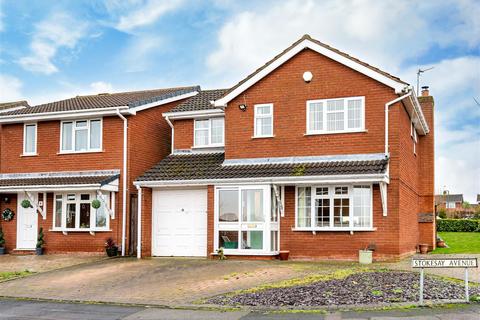 4 bedroom detached house for sale, 2 Stokesay Avenue, Perton, Wolverhampton, WV6 7RS